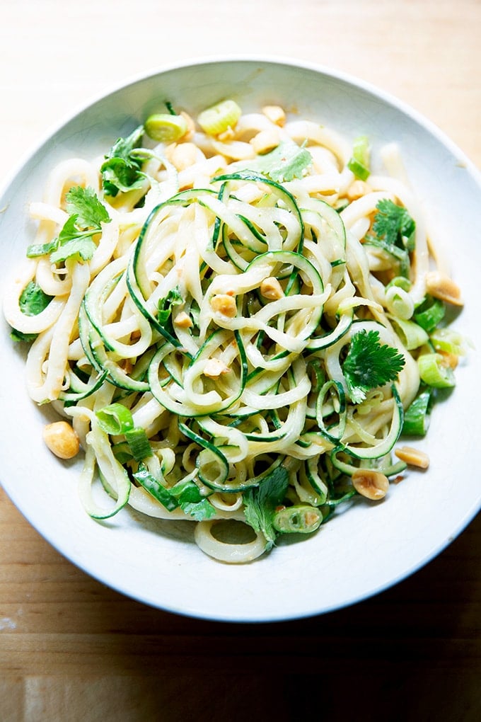 Quick & Refreshing: Cold Peanut Noodle Salad for Summer